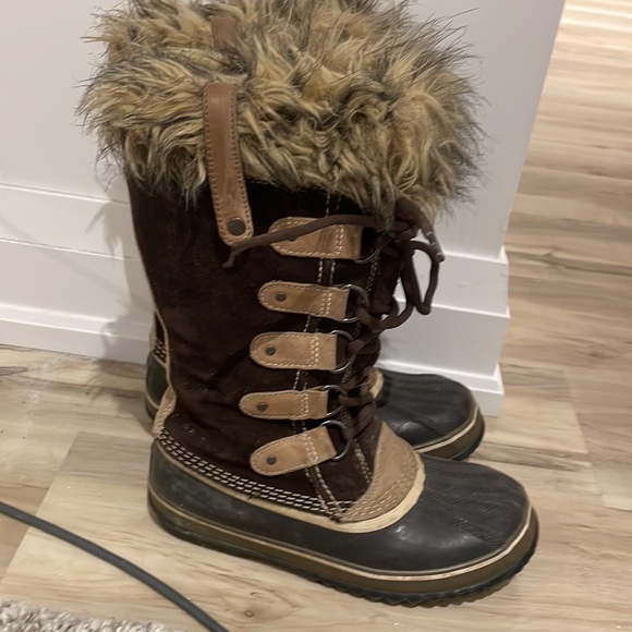 SOREL Waterproof Winter Boots Size 7 - Picture 2 of 2